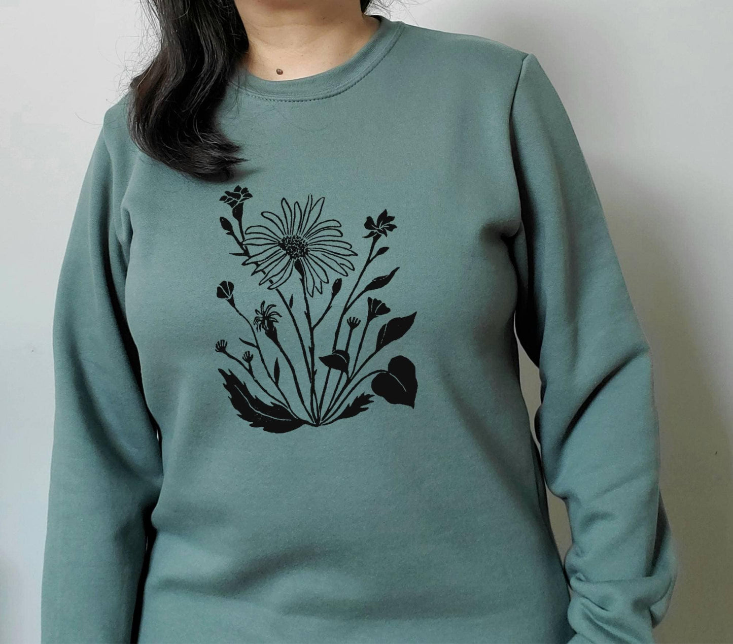 Sweat-shirt à fleurs sauvages, col d’équipage imprimé à la main unisexe, illustration florale imprimée en bloc, pull en polaire douce, vêtements, mode éthique