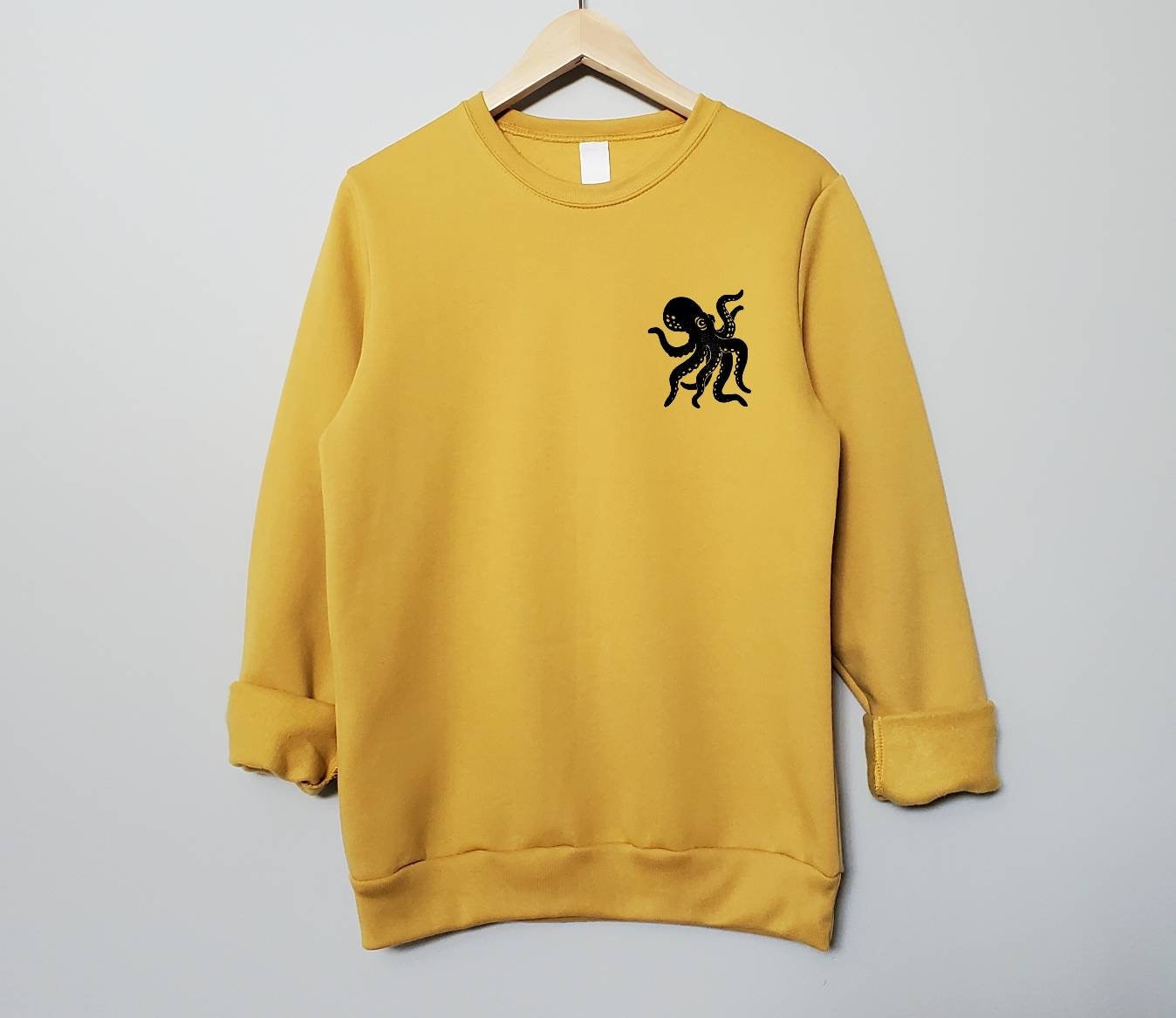 Sweat-shirt Octopus, col d’équipage imprimé à la main unisexe, illustration imprimée en bloc, pull en polaire douce, vêtements d’automne, mode éthique