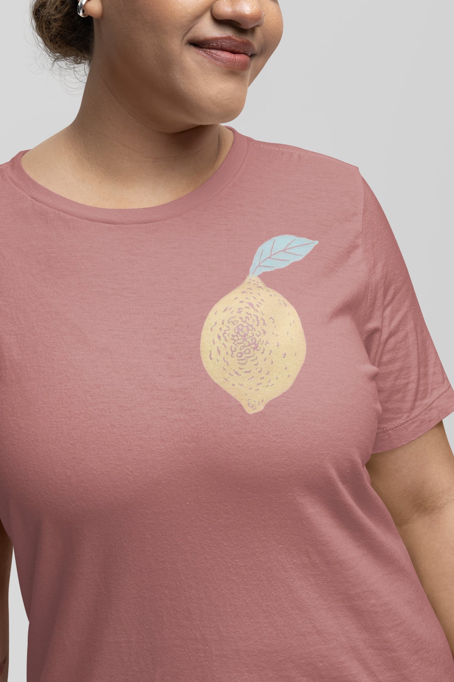 T-shirt citron, tee-shirt aux fruits unisexe imprimé à la main, t-shirt unique aux agrumes imprimés en bloc, chemise linocut printemps été douce, mode éthique