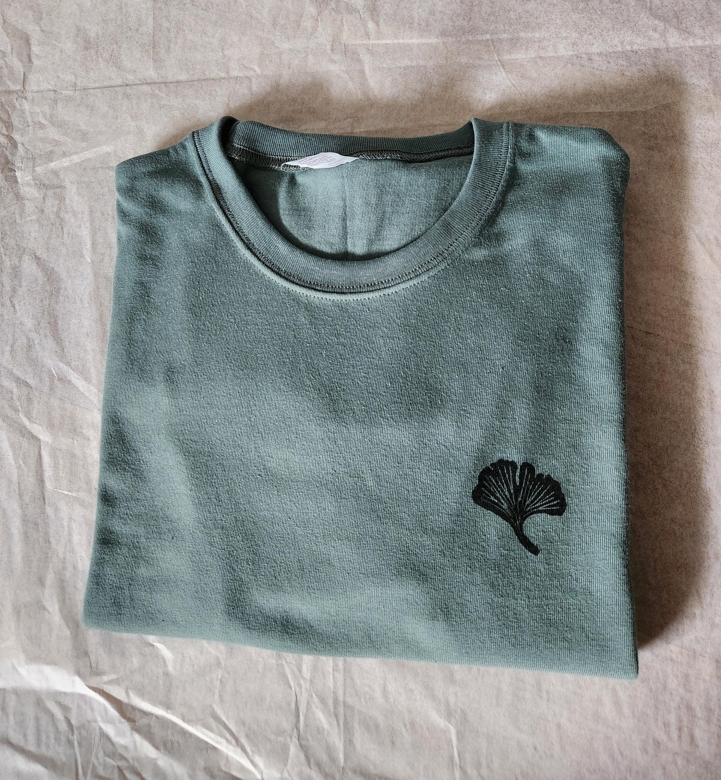 Ginkgo t-shirt, hand printed unisex leaf tshirt, botanical design, gingko block print, nature print tshirt, summer ethical fashion