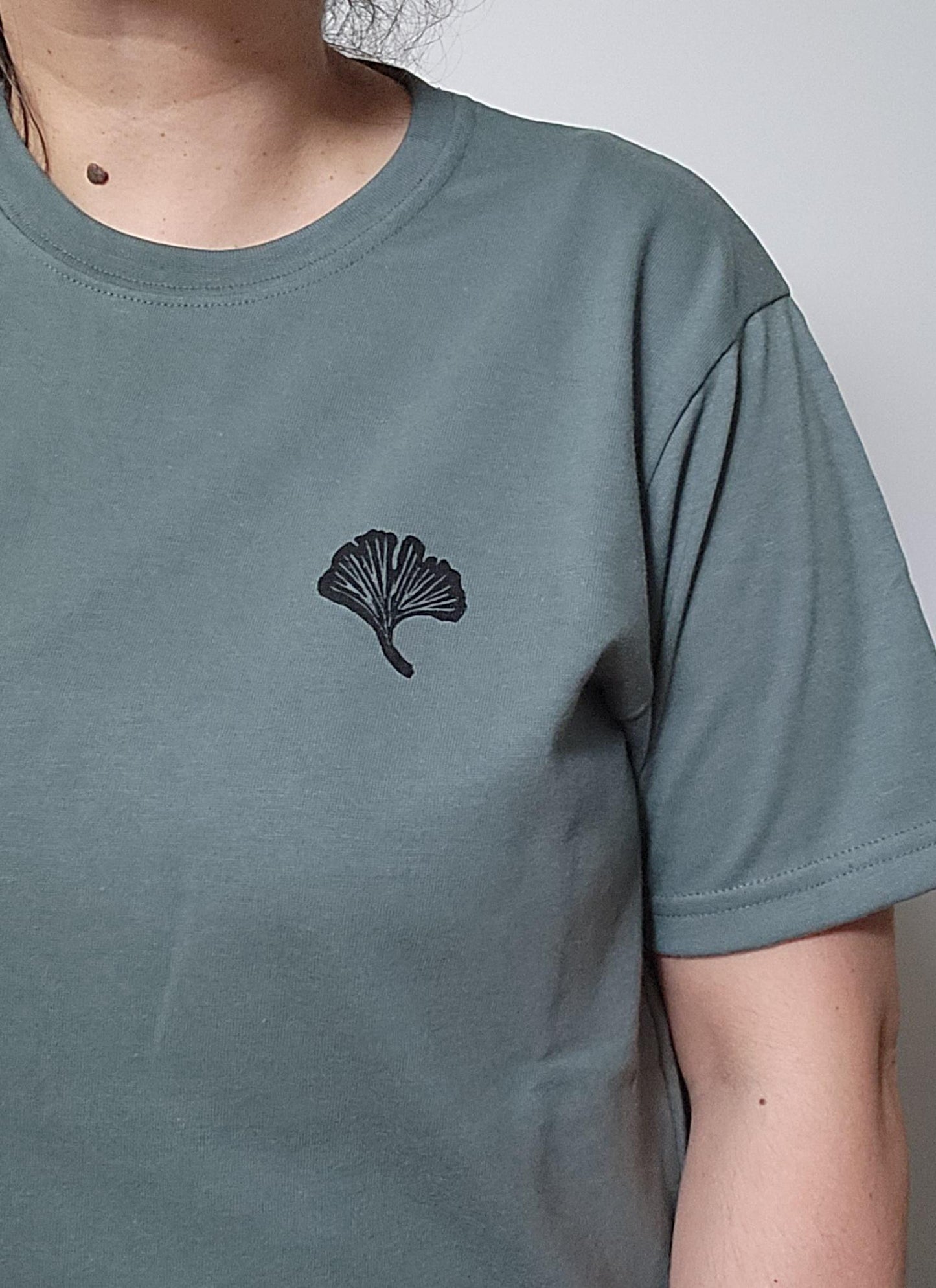 Ginkgo t-shirt, hand printed unisex leaf tshirt, botanical design, gingko block print, nature print tshirt, summer ethical fashion