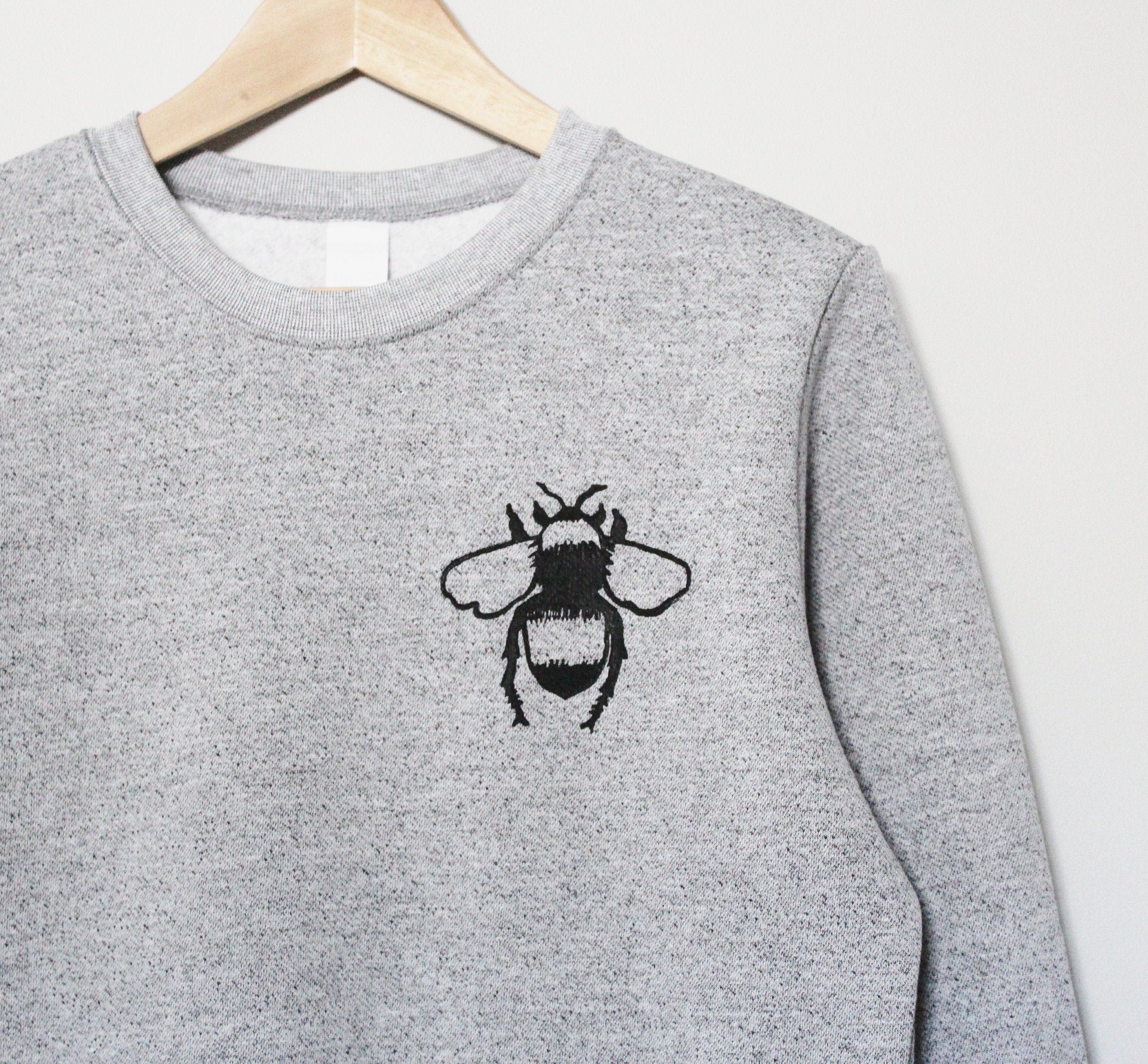 Bee sweatshirt unisex bumble bee crewneck black honey bee linoprint M.E. Image