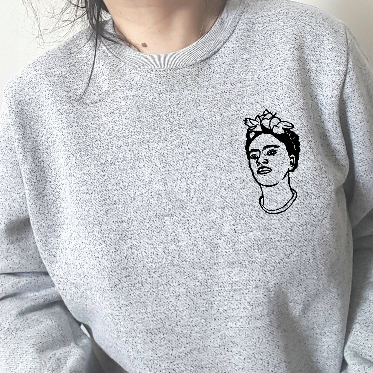 Frida sweatshirt, unisex Frida Kahlo crewneck, linoprint hand stamped gray sweater, hand print clothing, fleece jumper, ethical fashion