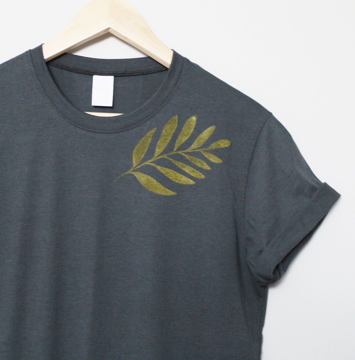 Plant t-shirt, leaf print unisexe tee, hand printed gold foliage, minimalist iridescent illustration, botanical lino print, ethical fashion