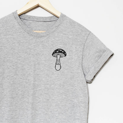 T-shirt champignon, chemise imprimée à la main UNISEX, imprimé en bloc botanique graphique minimaliste, tee-shirt lino imprimé champignon estampillé à la main, mode éthique