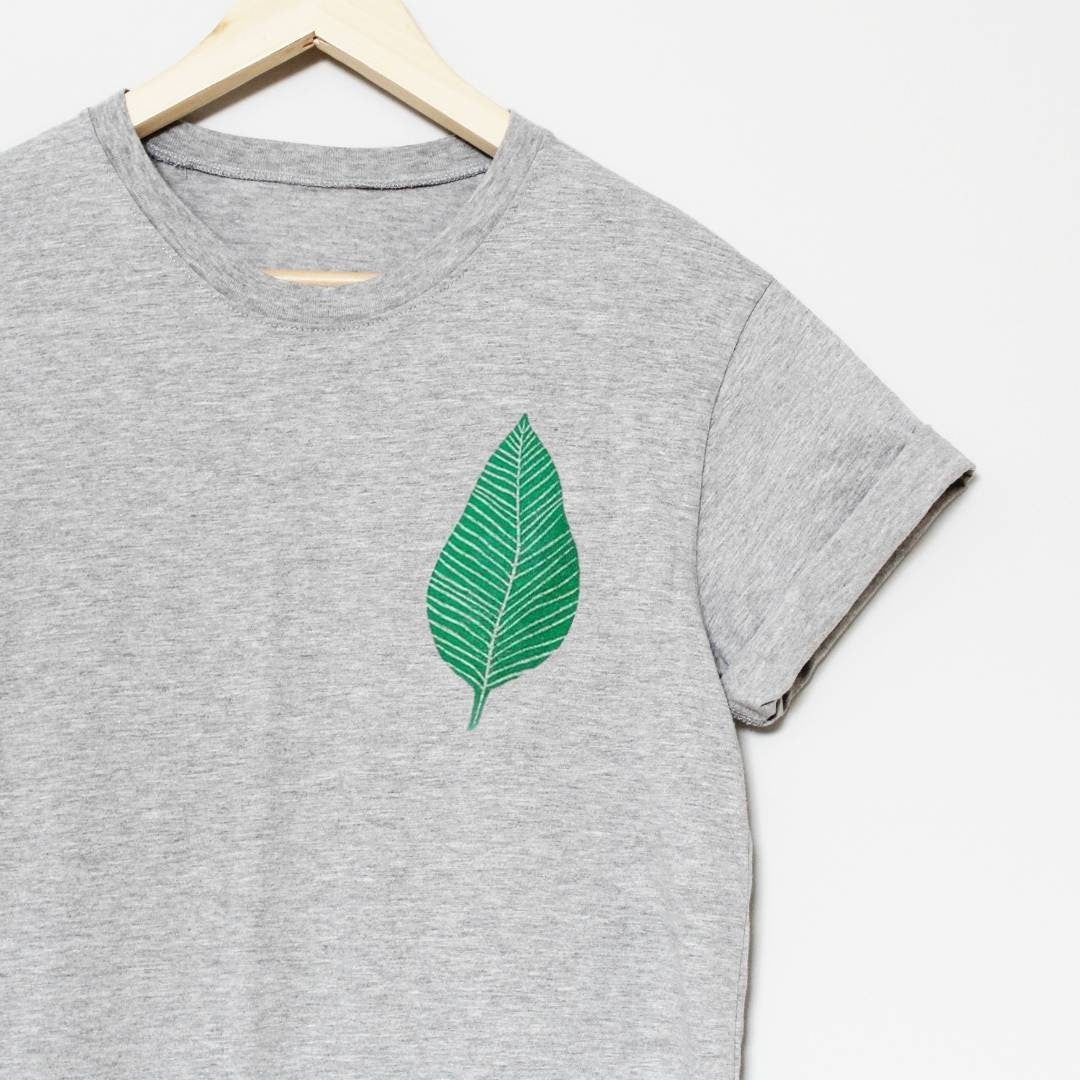 Green leaf t-shirt, UNISEX hand printed plant shirt, minimalist leaf block print, hand stamped botanical lino tee,  ethical fashion