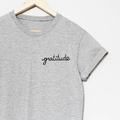 T-shirt gratitude, t-shirt UNISEX imprimé à la main, tee-shirt calligraphie, mode minimaliste, vêtements uniques, cadeau pour elle ou lui, mode éthique
