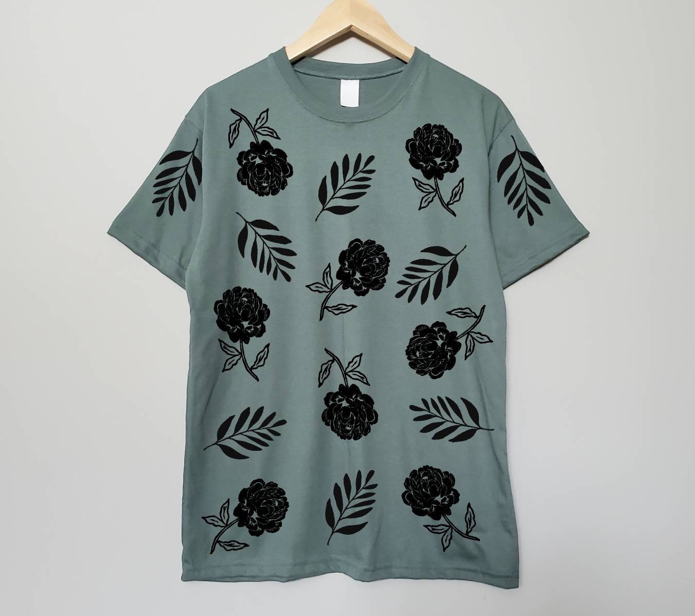 Botanic t-shirt, hand printed unisex floral tshirt, botanical flower design all over block print, peony tshirt, soft ethical summer fashion