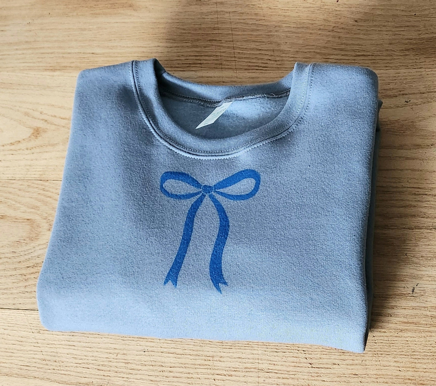 Bow sweatshirt, blue bow crewneck, hand block printed coquette ribbon illustration, cute jumper, gift for her, ethical spring fashion