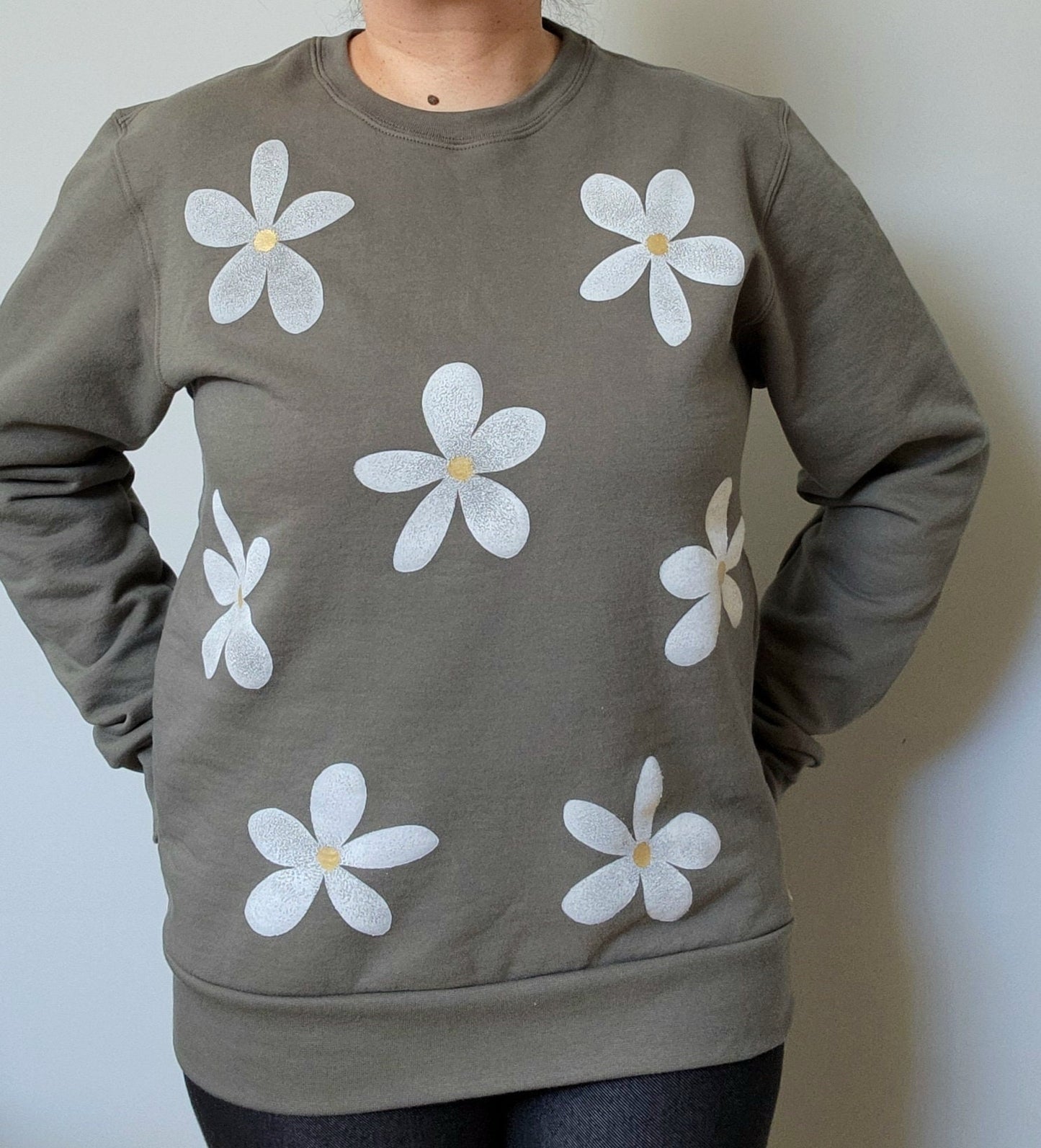 Daisy flower sweatshirt, unisex organic cotton crewneck, all over block print floral pattern, vintage inspired, ethical fall fashion